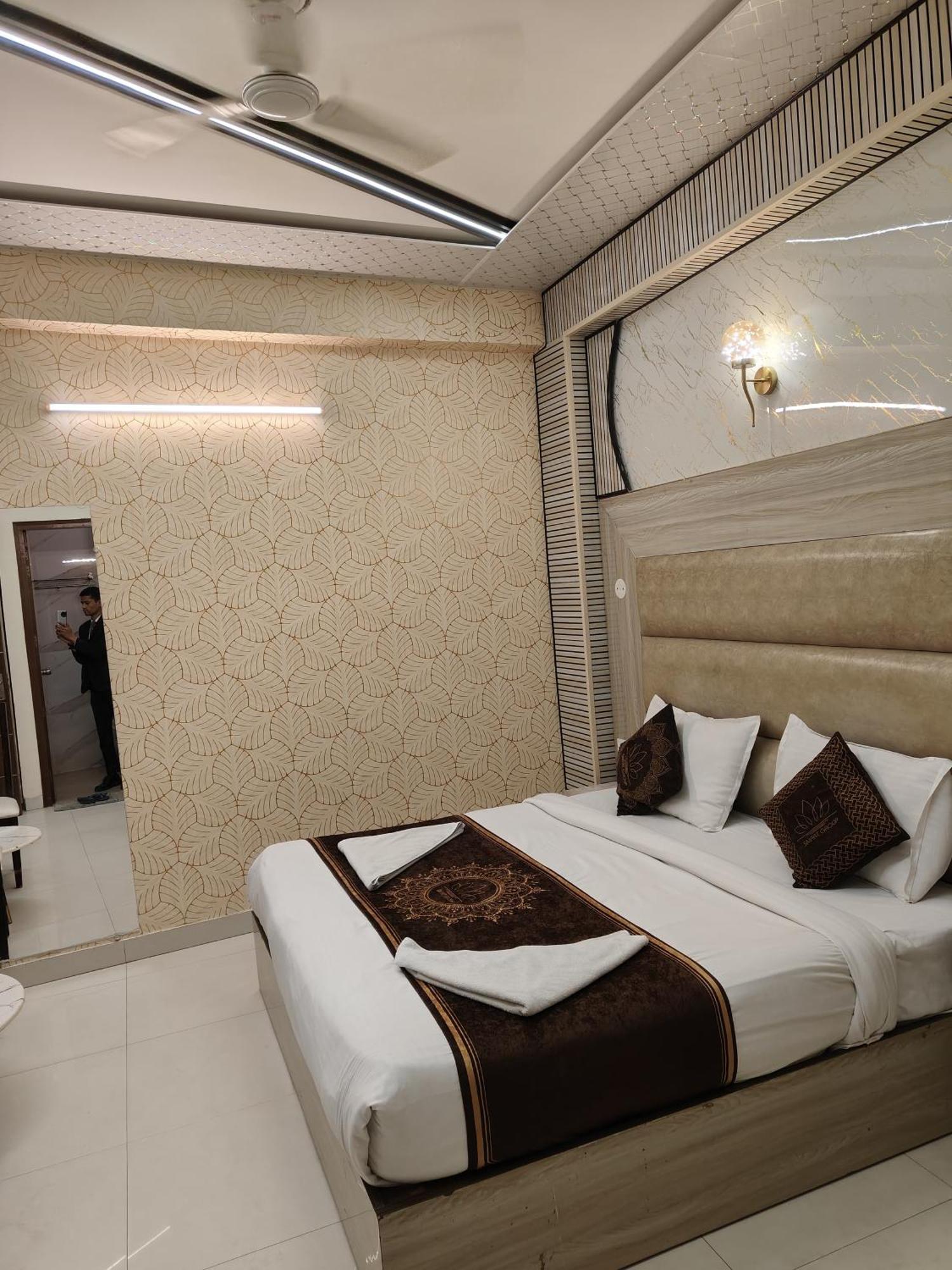 Hotel Smart Plaza Нью-Делі Екстер'єр фото